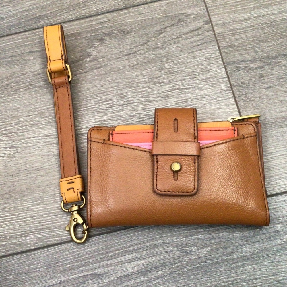 Fossil Brown Leather Wristlet Wallet